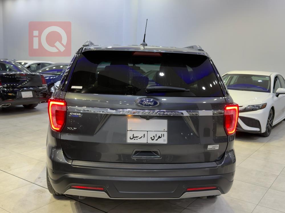 Ford Explorer
